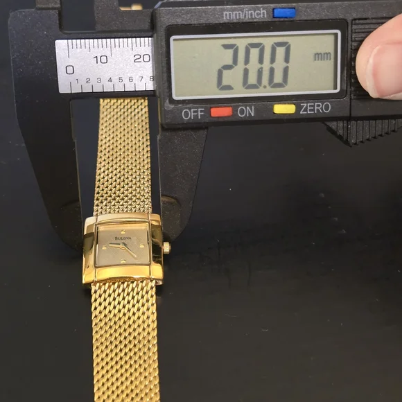 Bulova Gold Mesh Watch - Picture 7 of 8